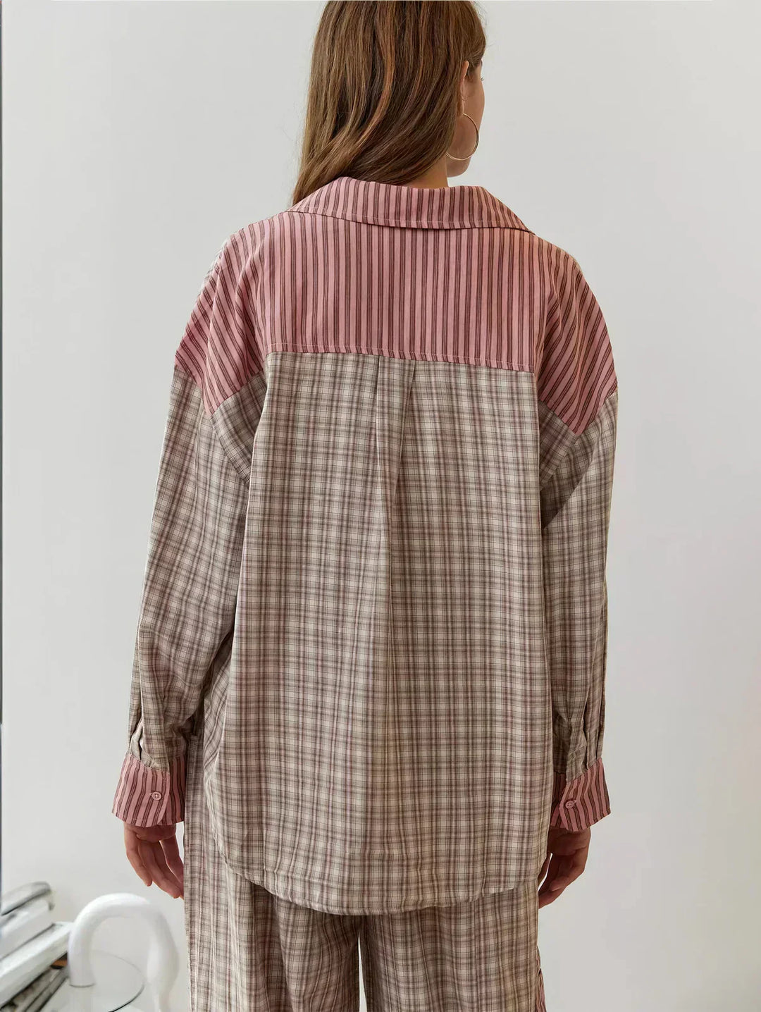 Comfortable women's plaid loungewear set. Two-piece button-up top & relaxed fit pants for home & weekends.