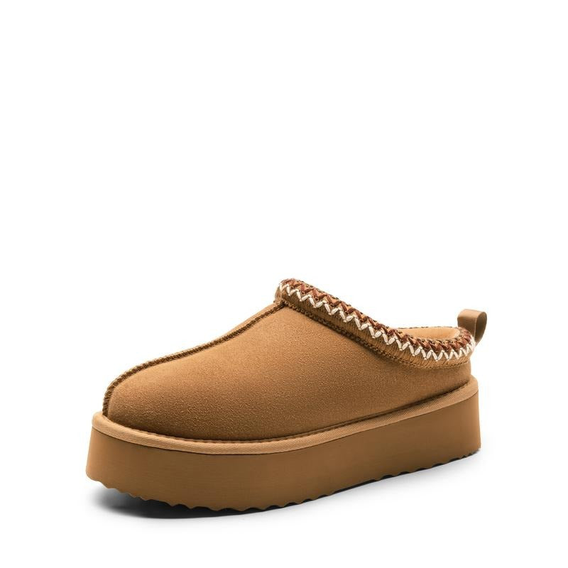 Warm & practical women's platform house slippers, perfect slip-ons for home relaxation.