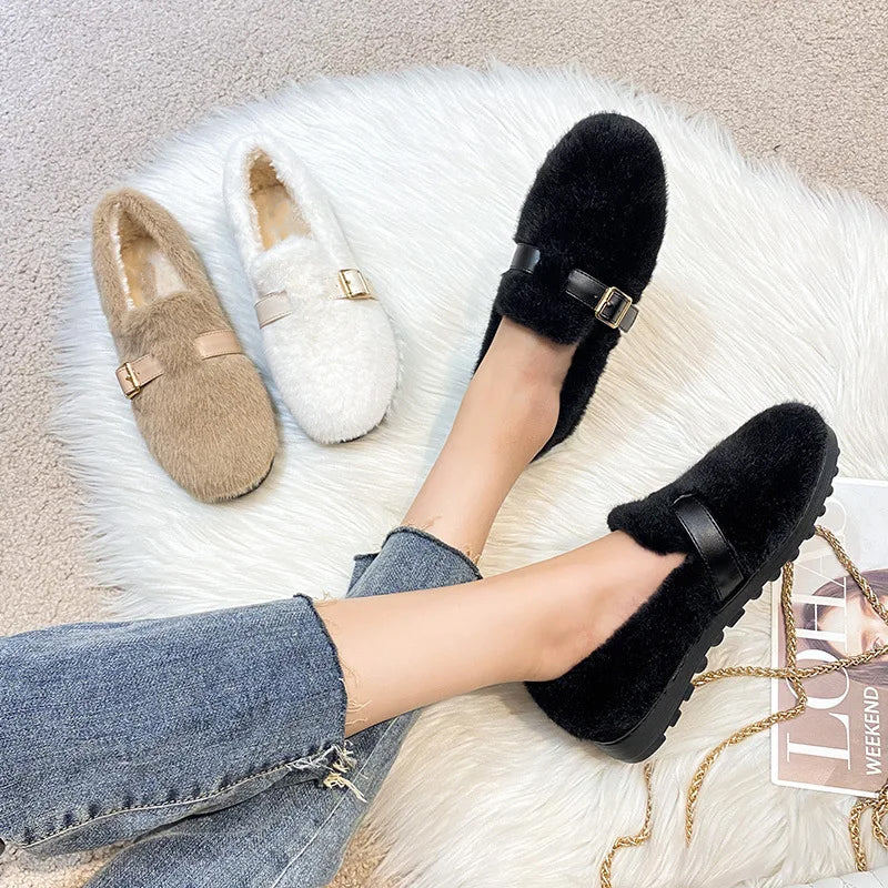 Women's comfortable cloud-like plush-lined flats, perfect cozy slip-on shoes for casual fall & winter styles.