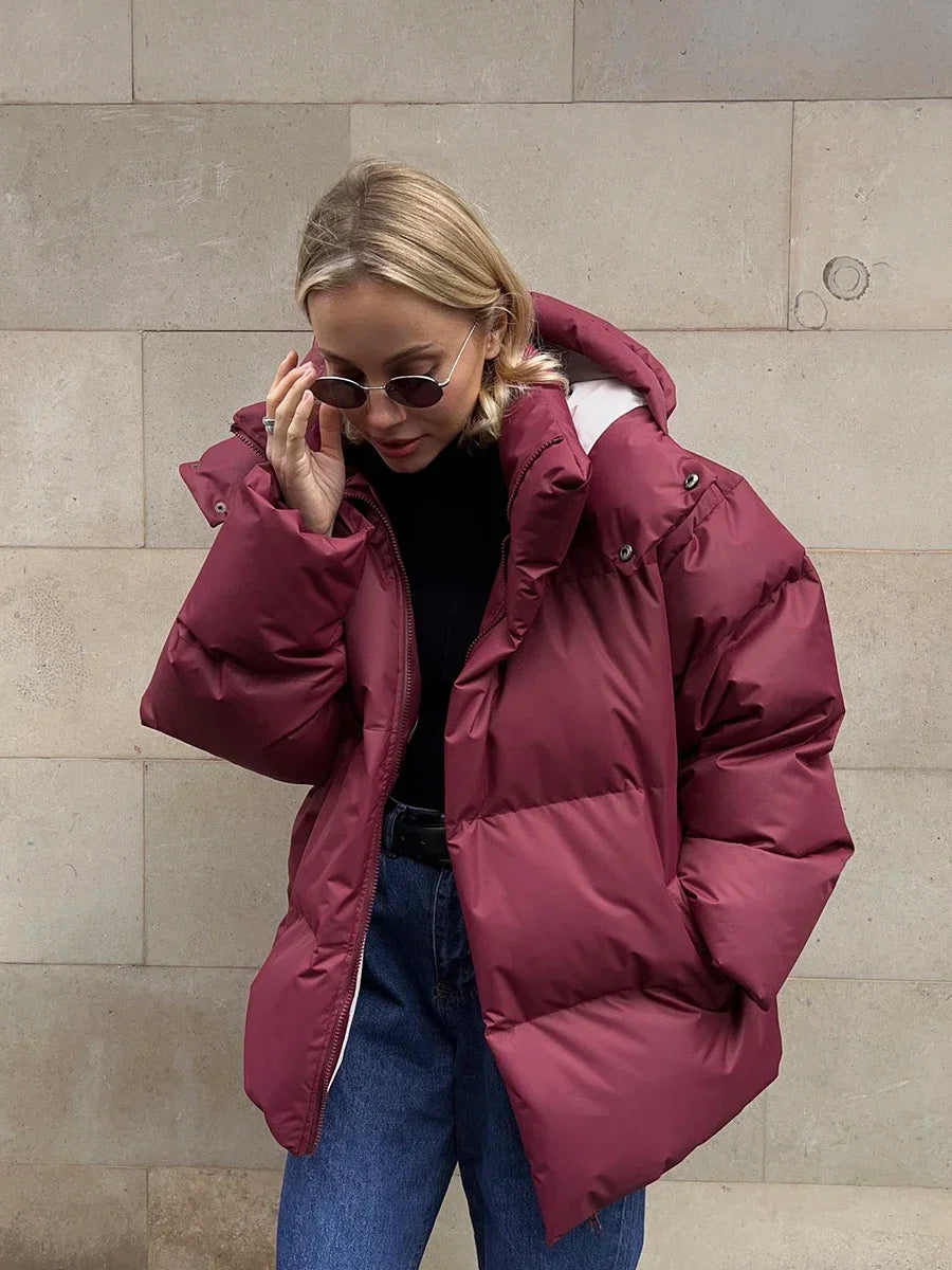 Comfortable women's quilted winter jacket. Stay warm in cold weather with this cozy, stylish, long sleeve outerwear.