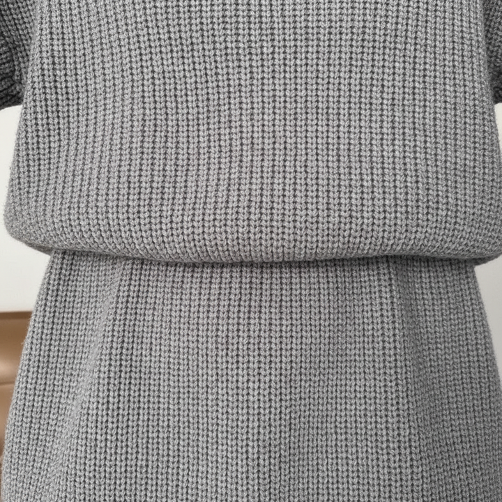 Comfortable long sleeve striped tunic sweater for women, ideal for autumn fashion.