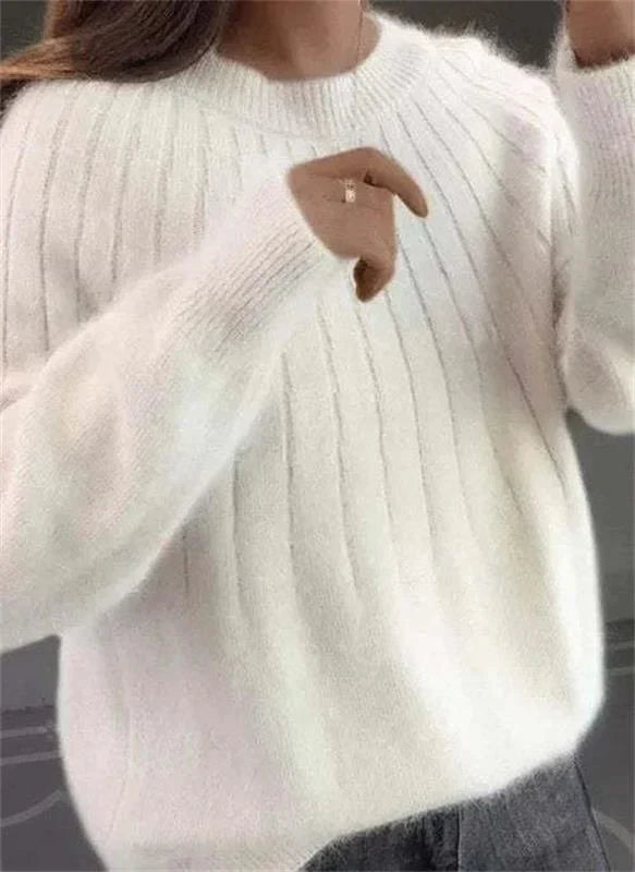 Soft, cozy women's textured pullover, a comfortable and stylish essential for any wardrobe.