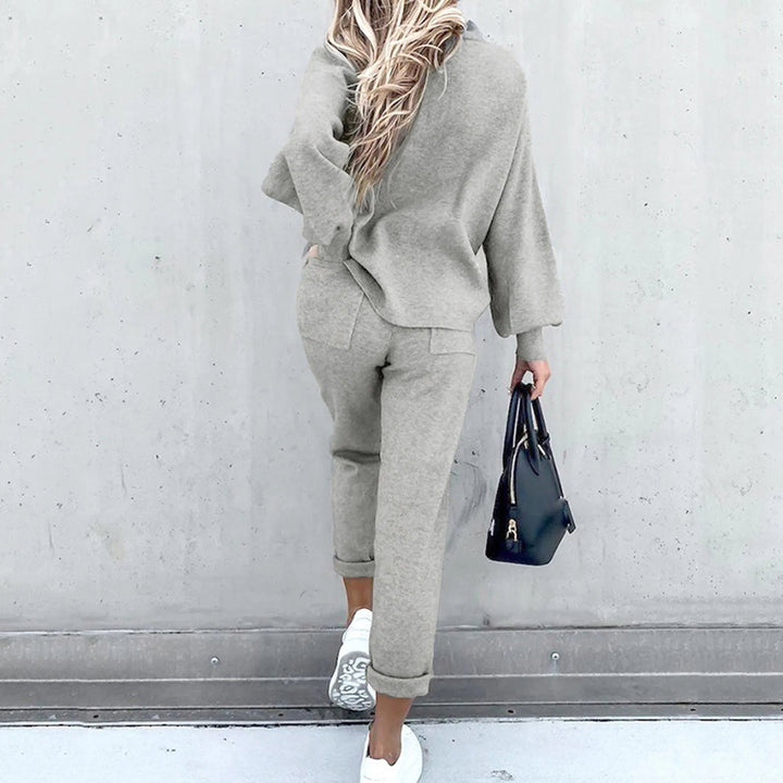 Autumn/winter women's cozy jogging set, two-piece with a relaxed fit for daily wear.