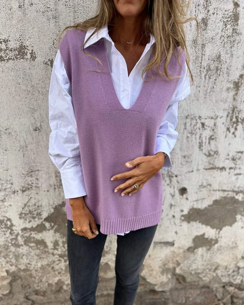 Comfortable women's V-neck cardigan, a cozy long-sleeve top for effortless layering & everyday style.