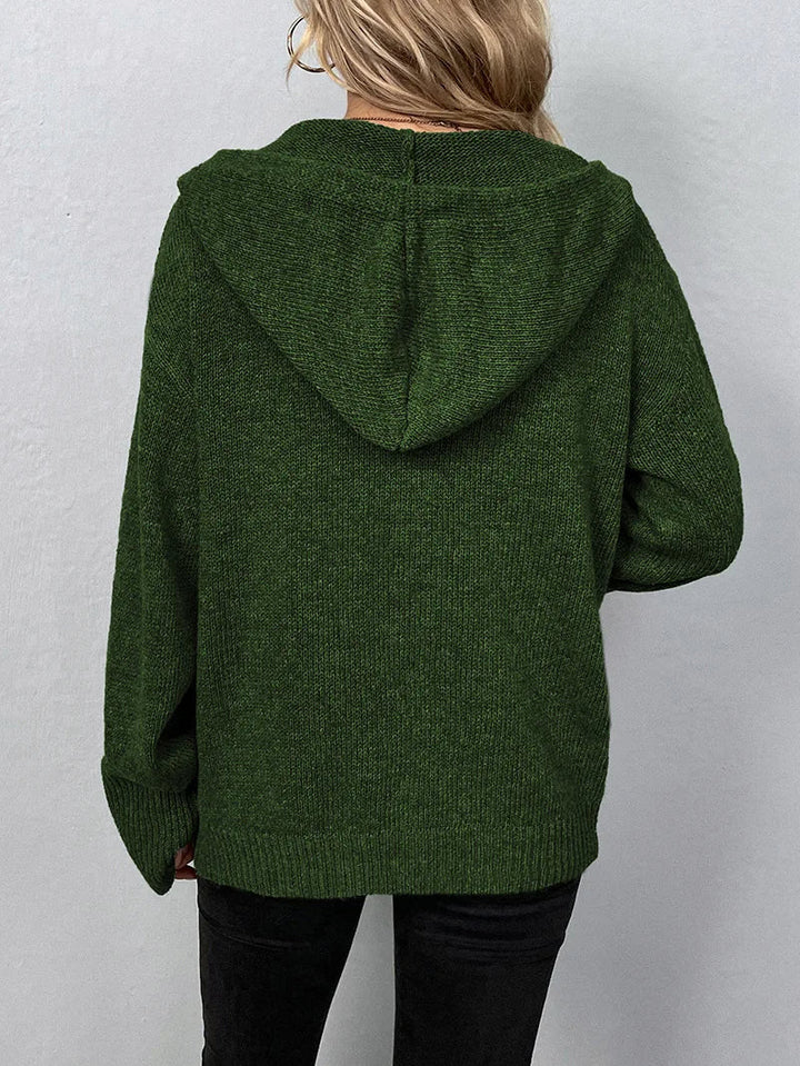 Elegant women's weekender cardigan hoodie, perfect for transitioning seasons.