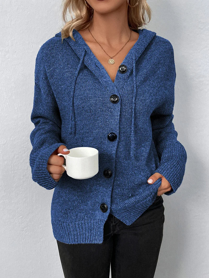 Fashionable women's all-season cardigan hoodie, versatile for stylish weekender outfits.