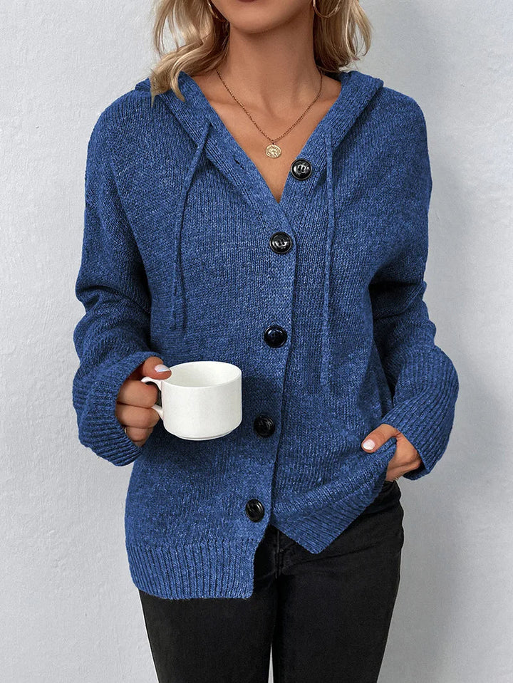 Fashionable women's all-season cardigan hoodie, versatile for stylish weekender outfits.