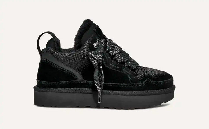 Casual women's winter slip-on shoes, comfortable & weather-resistant.