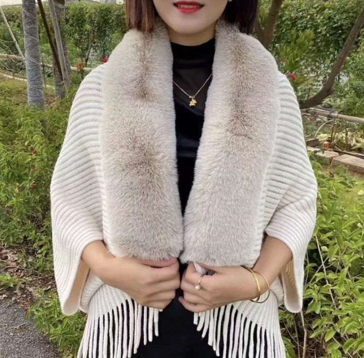 Stylish women's cardigan, Louise. Soft faux fur collar provides warmth & elegance. Ideal for fall layering.