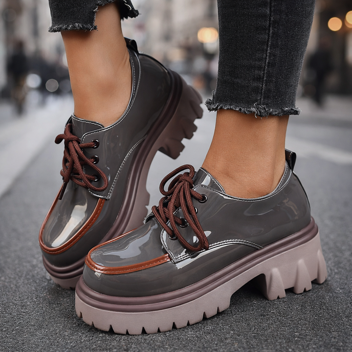 Women's cushioned lug platform shoes, offering everyday comfort & style with a chunky sole.