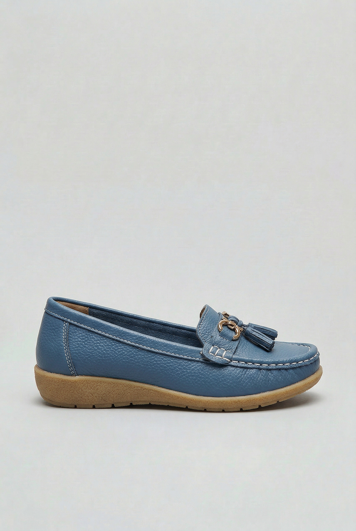 Women's cushioned slip-on loafers, perfect comfort shoes for everyday wear.