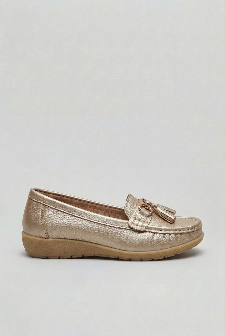Pair of versatile women's cushioned loafers, offering everyday comfort and classic style.