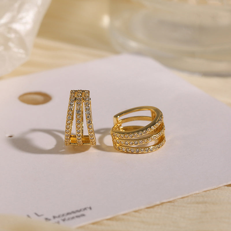 Women's sparkling brilliant earrings, a perfect fashion accessory for any occasion.