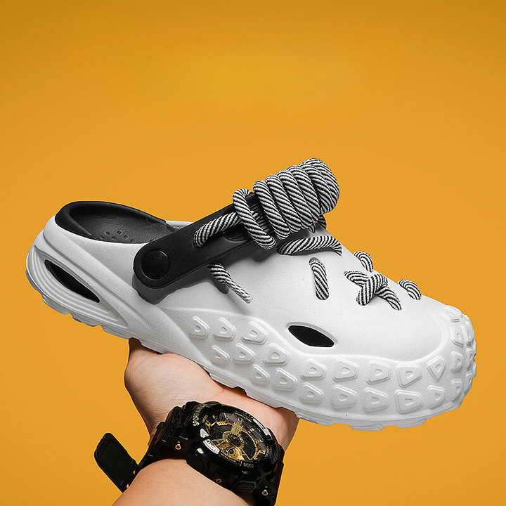 Women's casual shoes: Echo Laced Slides, water-friendly & adjustable for summer.