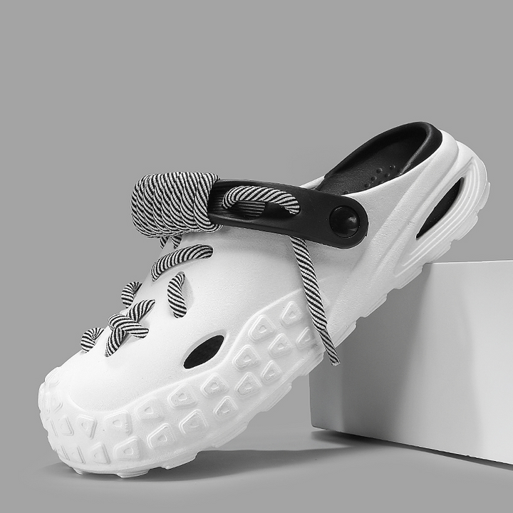 Fashionable & water-friendly women's Echo Laced Clogs. Ideal for active wear.