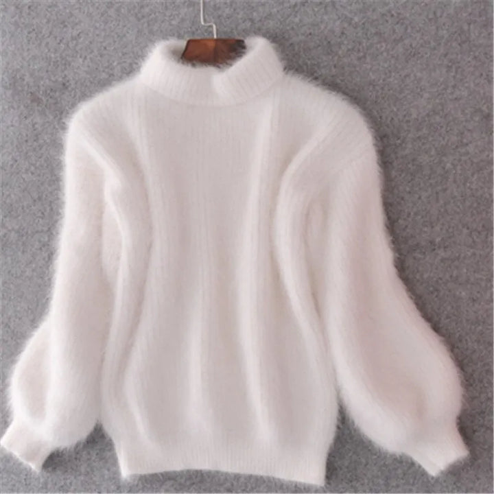 Versatile women's long-sleeve knit pullover, perfect for everyday casual or elegant layering.