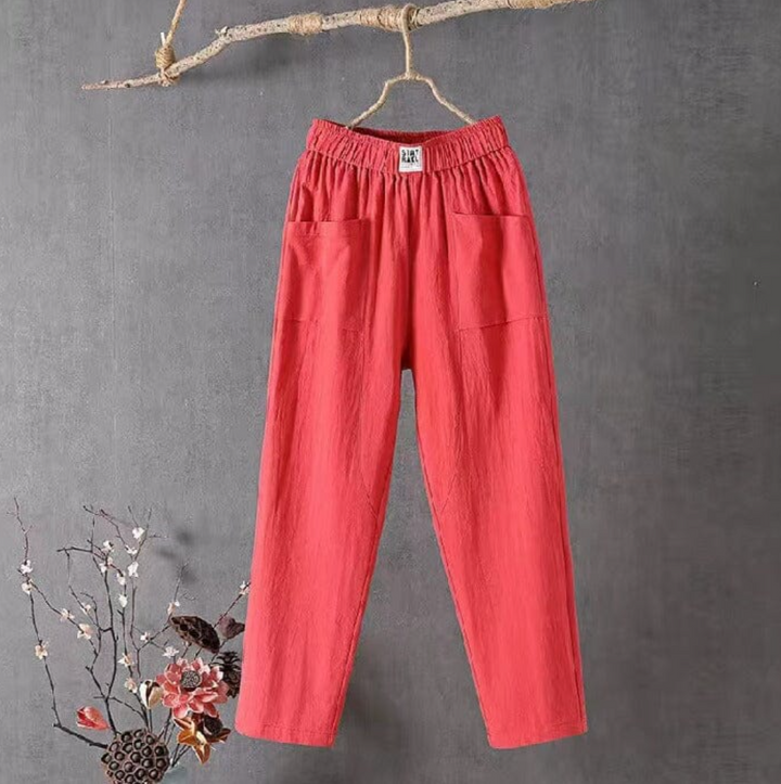 Elegant women's Livia linen pants, elastic waist. Versatile & breathable for summer comfort and everyday style.