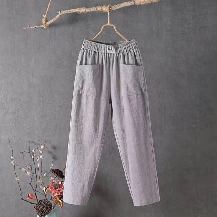 Comfortable women's linen trousers, elastic waist. Ideal for relaxed summer fashion, breathable and versatile wear.