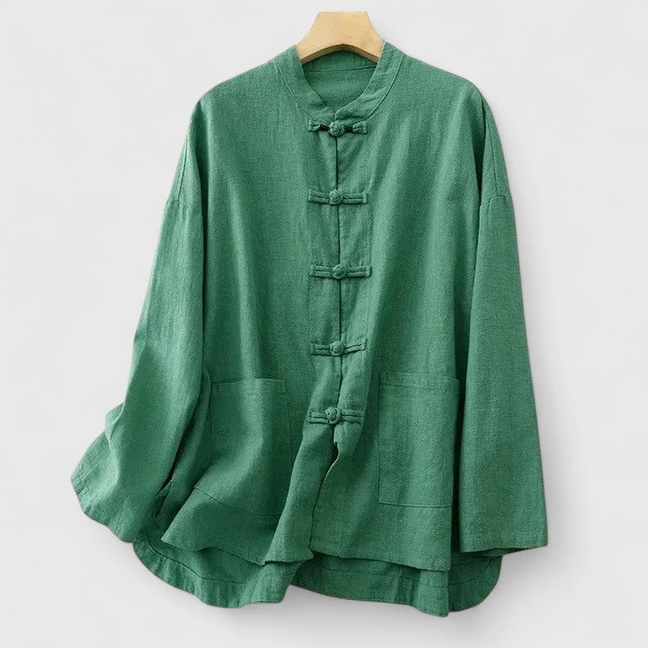 Effortless women's comfortable relaxed fit top, a chic and breathable choice for versatile spring & summer fashion.