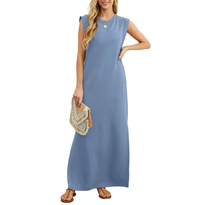 Flowy, comfortable women's sleeveless maxi dress with a relaxed fit, great for summer everyday style.