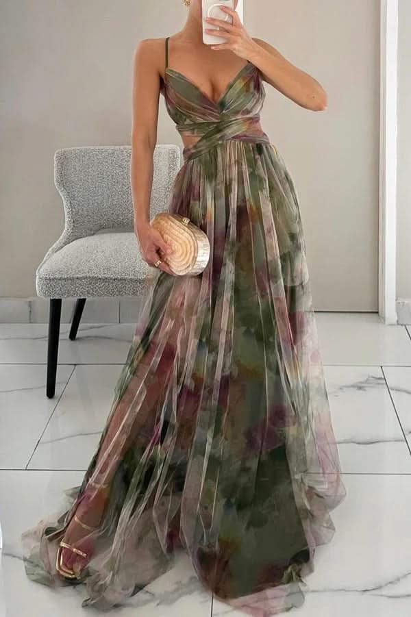 Casual summer sleeveless maxi dress for women, offering an effortless and comfortable fashion statement.