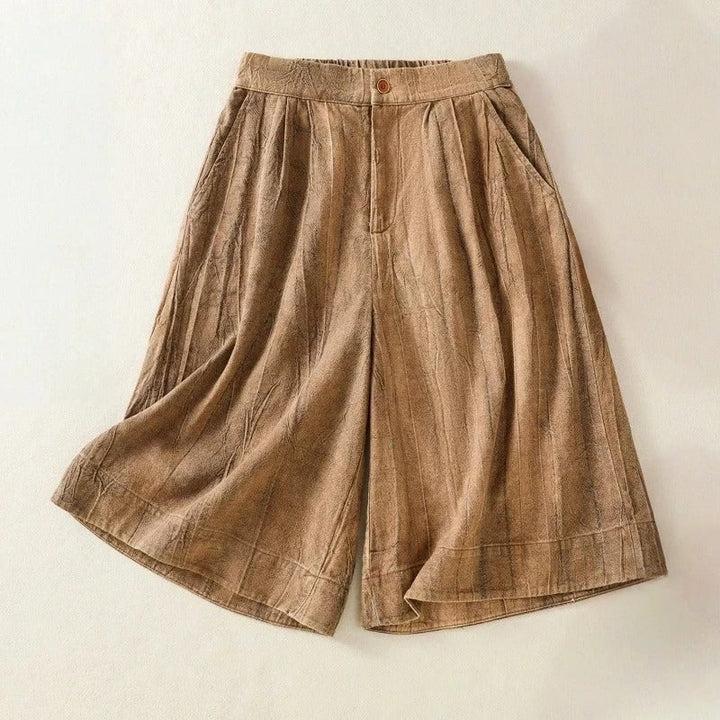 Women's effortless tie-dye high-waist shorts in relaxed fit, perfect for casual summer style. Brown & gray.