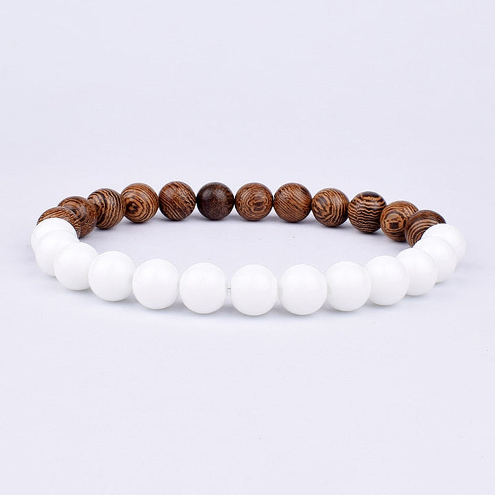 Elegant black stone bracelet for women, a natural gemstone accessory adding a touch of timeless style.