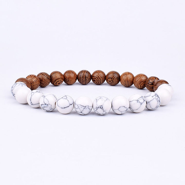 Timeless women's blue stone bracelet, a natural gemstone accessory for sophisticated fashion.