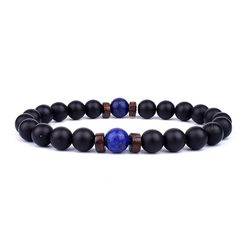 Elegant natural stone bracelet for women, a black gemstone fashion accessory, perfect for layering.