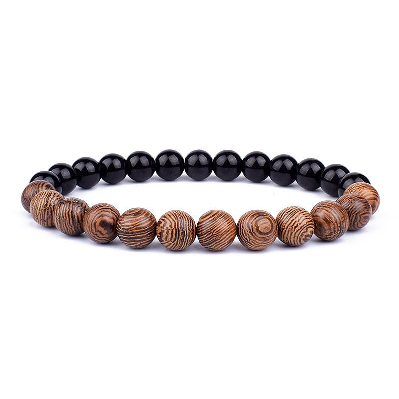 Chic blue stone bracelet for women, a natural gemstone accessory with a delicate and elegant design.