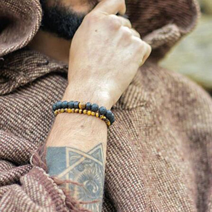 Natural blue stone bracelet, an elegant women's fashion accessory for a touch of versatile style.