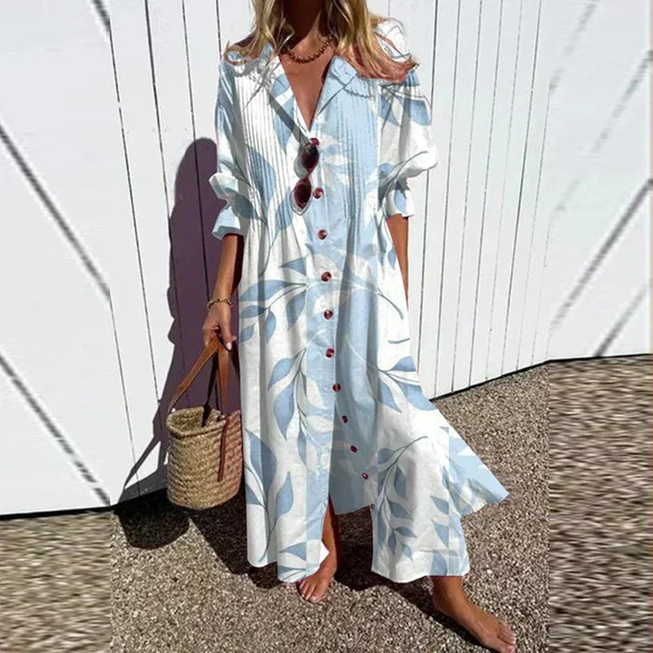Relaxed fit bohemian maxi dress for women, ideal for summer vacation or a casual flowy look. Elegant & stylish.