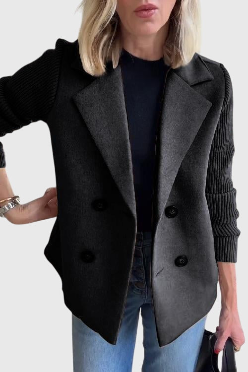 Sophisticated women's double-breasted blazer. Classic tailored jacket, ideal for elegant professional wear.