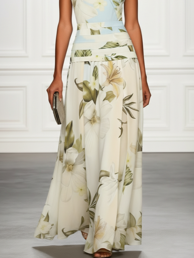 Stylish women's floral print maxi dress, elegant boat neck and A-line silhouette, ideal for summer guests.