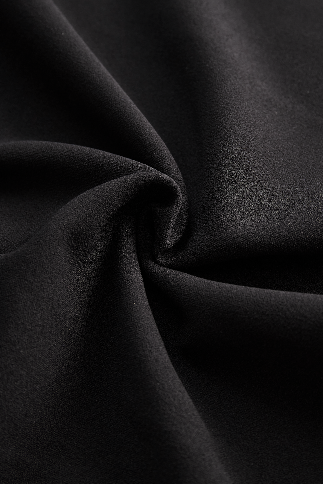 Women's elegant workwear midi sheath dress. Belted for a polished look, complete with a mandarin collar.