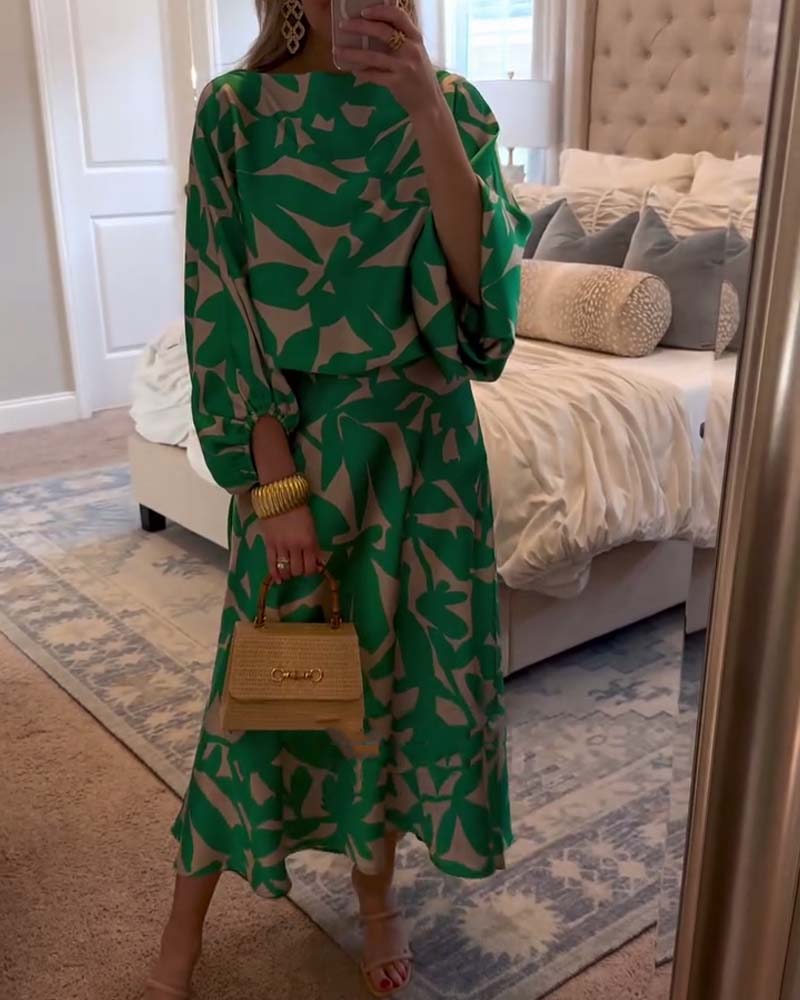 Women's elegant printed two-piece set with lantern sleeves, perfect for casual spring & summer fashion.