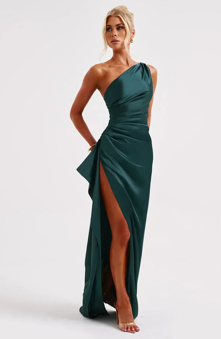Red pleated satin dress, unique shoulder detail, a stunning choice for parties.