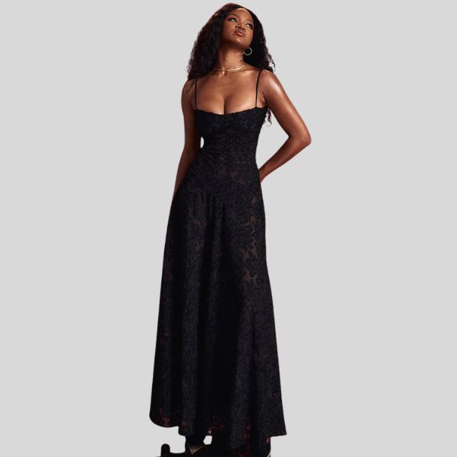 Stylish women's strapless maxi dress with a vibrant floral pattern & elegant square neckline. Perfect for evenings.