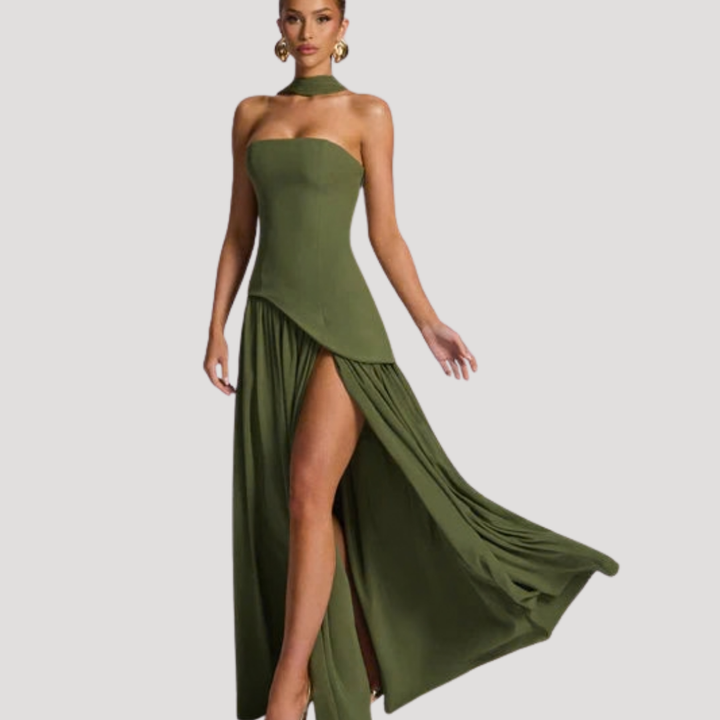 Women's strapless pleated maxi dress, a versatile long party dress for formal occasions.
