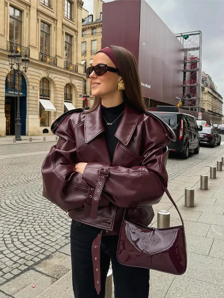 Women's elegant vintage jacket for timeless style & comfort. Perfect chic outerwear for layering.