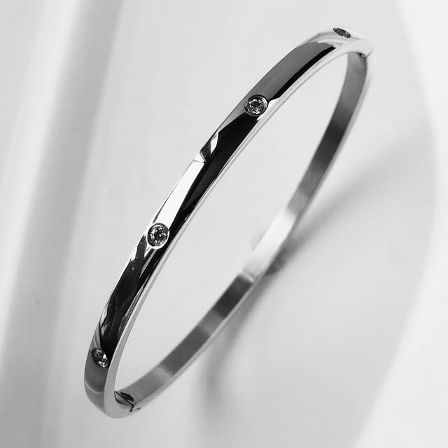 Beautiful women's zircon inlay bracelet, a stunning jewelry piece.