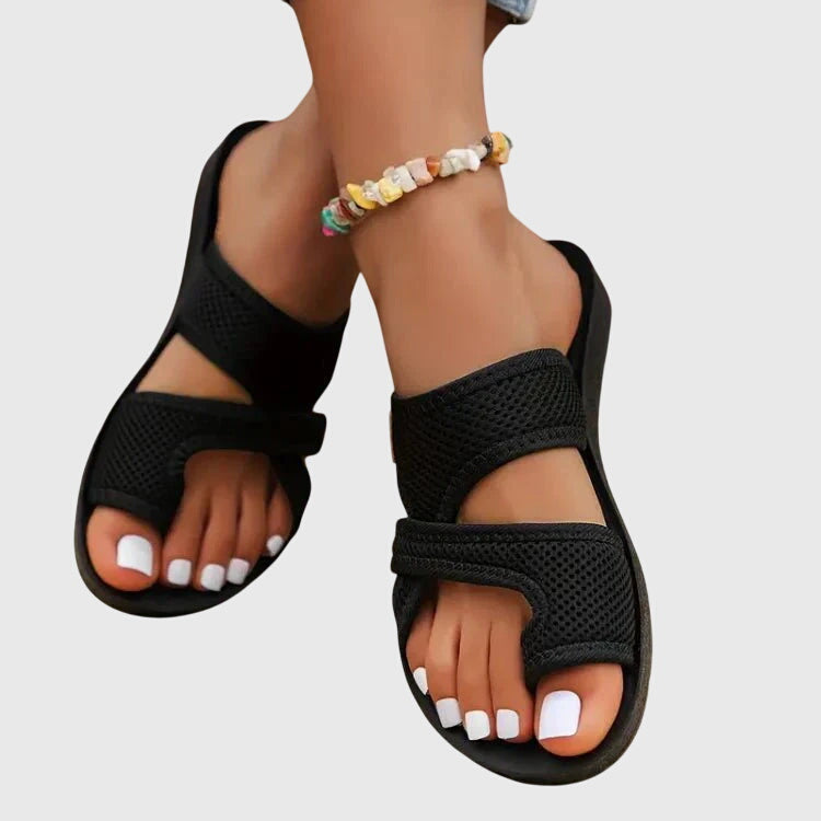 Chic women's Elody platform slip-on sandals with breathable mesh, perfect for casual summer fashion.
