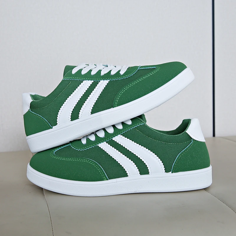 Stylish Elsa women's classic sneakers. Vintage design with modern comfort for casual fashion.