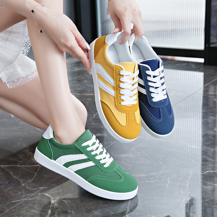 Elsa women's retro sneakers: Iconic vintage design meets ultimate comfort. Perfect for casual wear.