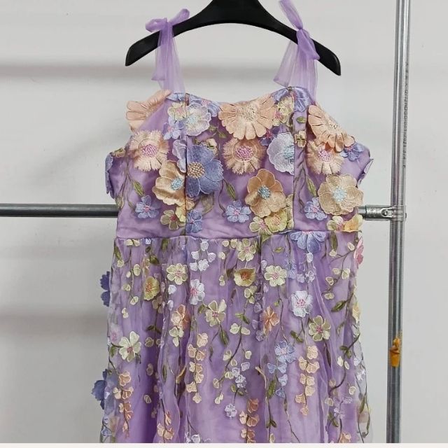 Chic women's floral cocktail dress. Rosalie tulle, delicate appliqués, perfect for evening events.
