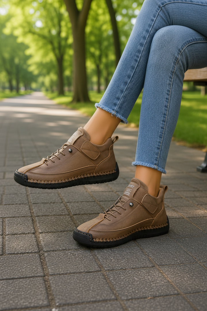 Trendy women's shoes for casual wear, offering everyday comfort and a lightweight feel for travel.