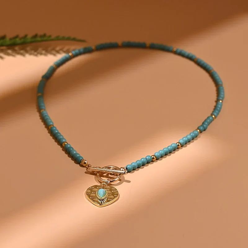 Versatile women's evil eye pearl choker necklace, perfect for daily wear or special occasions.