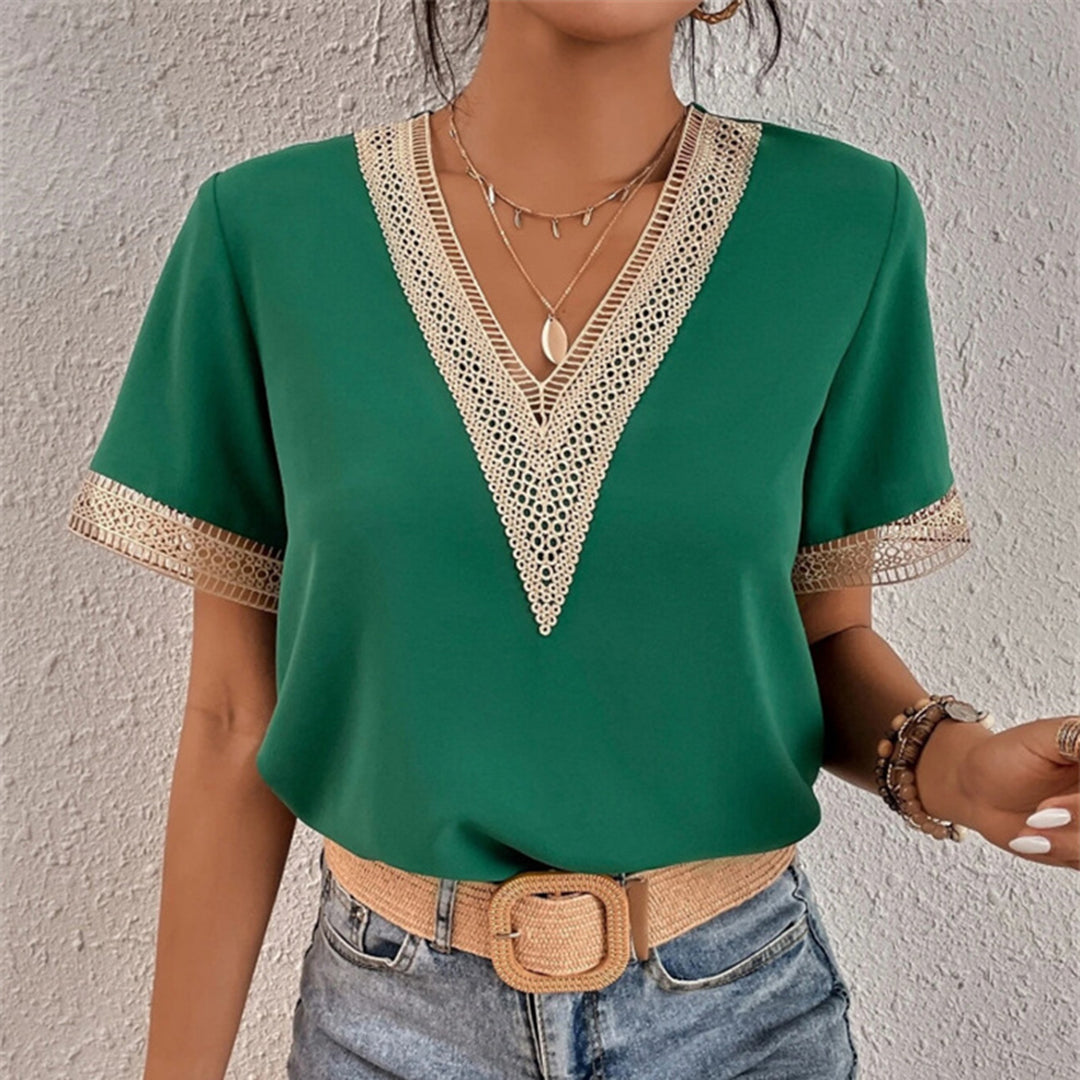 Stylish spring/summer relaxed fit Sophia shirt for women, comfortable long sleeve casual blouse.