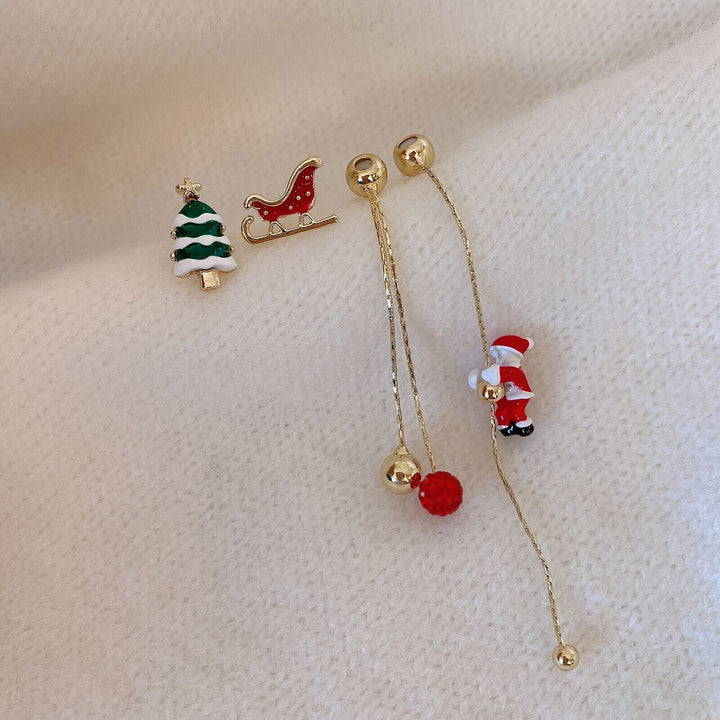 Eye-catching Santa design tassel dangle earrings, ideal women's party jewelry.