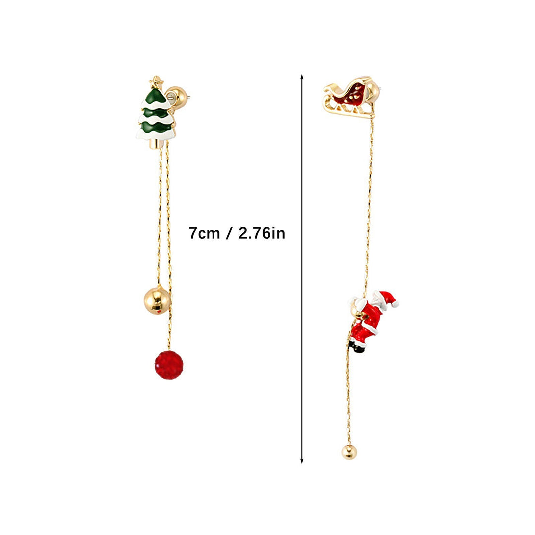 Festive women's Santa tassel dangle earrings, a stylish addition to holiday outfits.